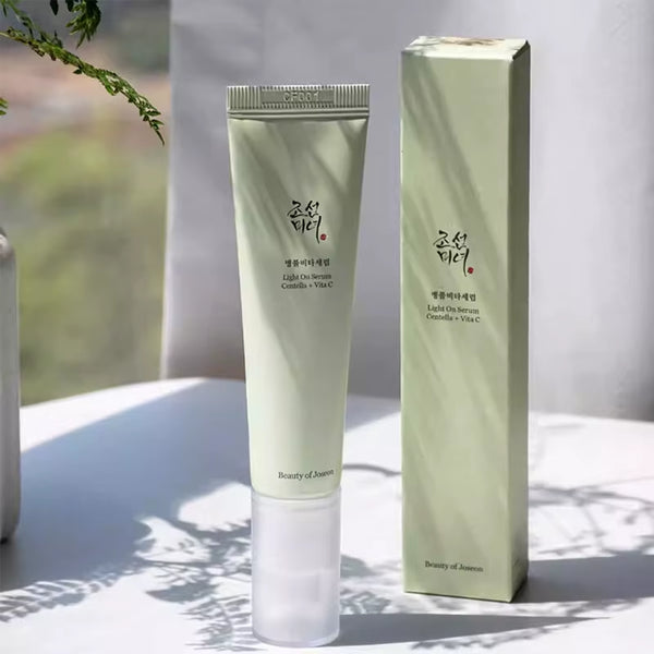 the 4-Color Essence Propolis Green Tea Rice Bran Ginseng Shrink Pores VC Essence Soothe Moisturize Brighten