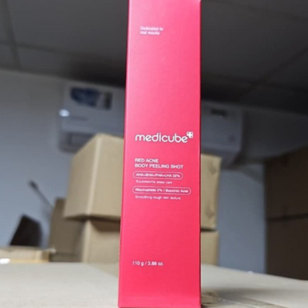 Medicube Red Acne Body Peeling Shot
